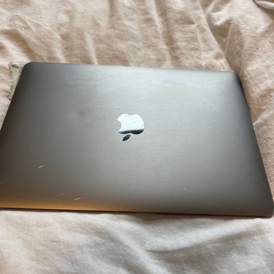 Macbook 13 inch