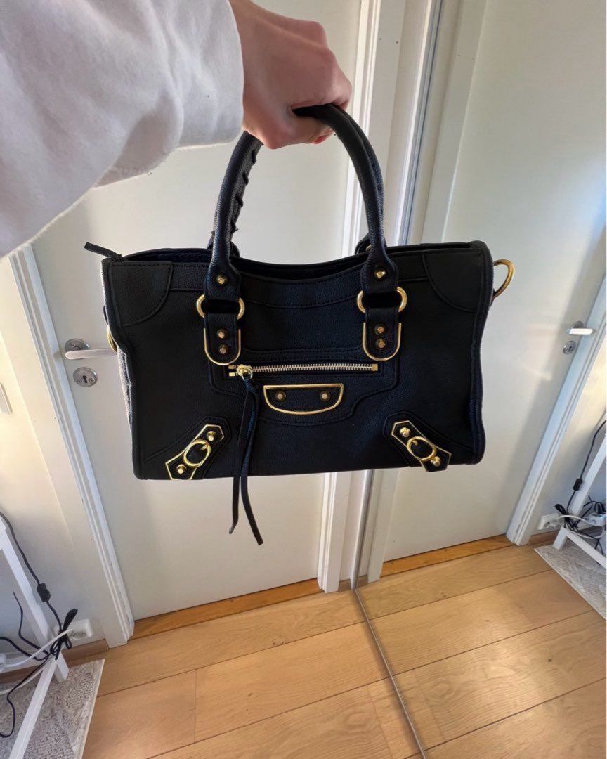 Balenciaga city bag