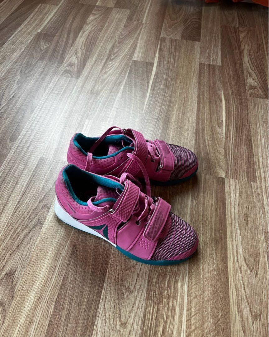 Reebok legacy lifter