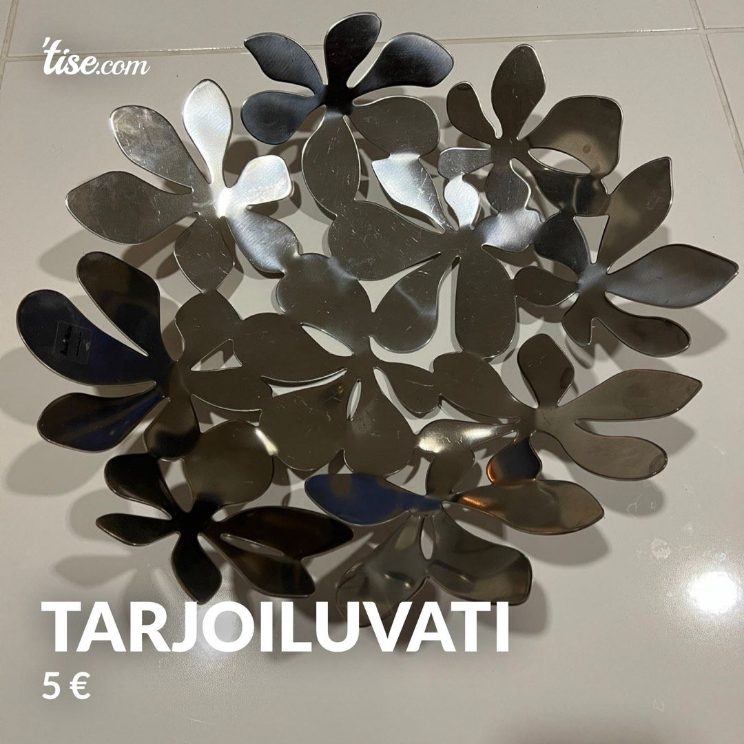 Tarjoiluvati