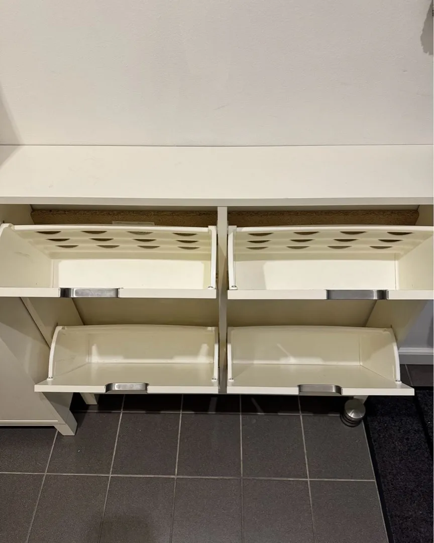 Ikea skoskab