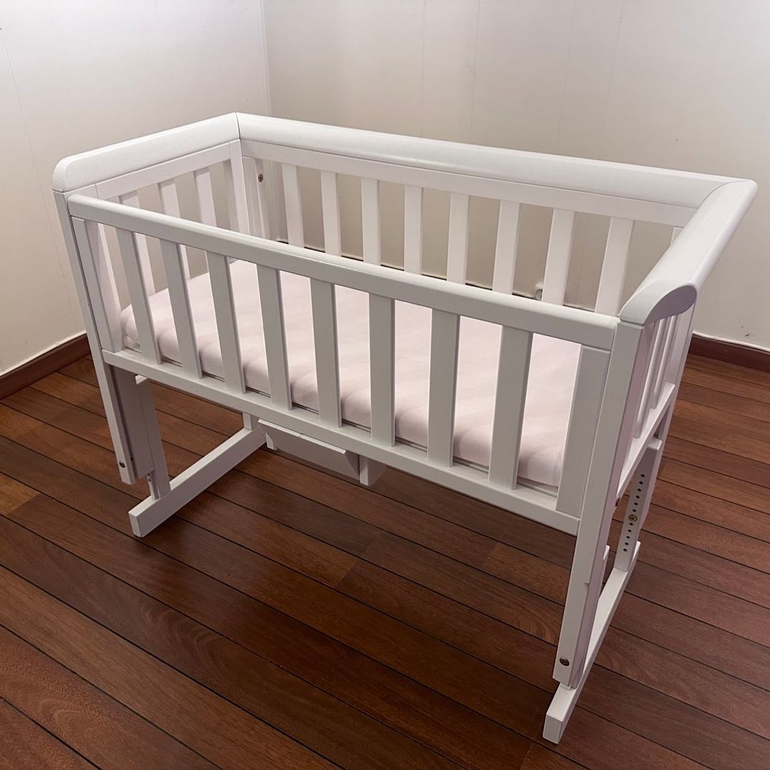 Bedside crib