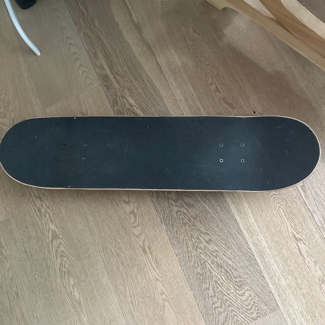 Skateboard