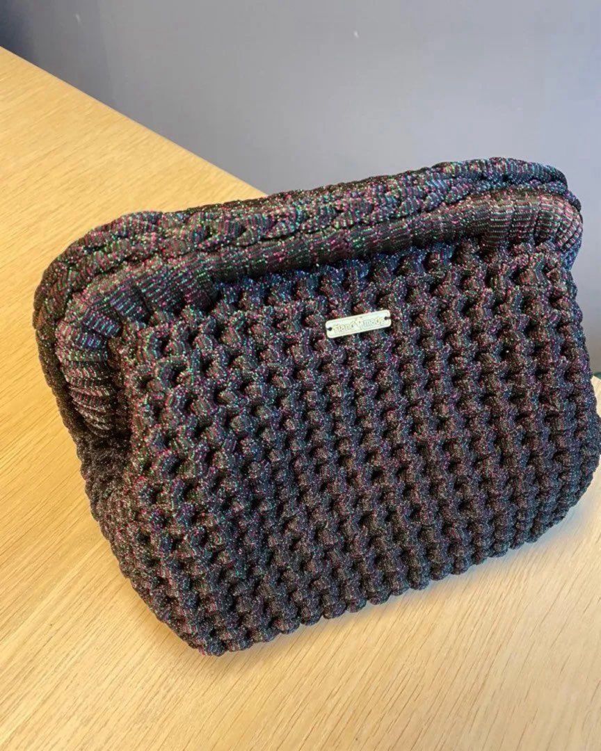 Nydelig mørk clutch