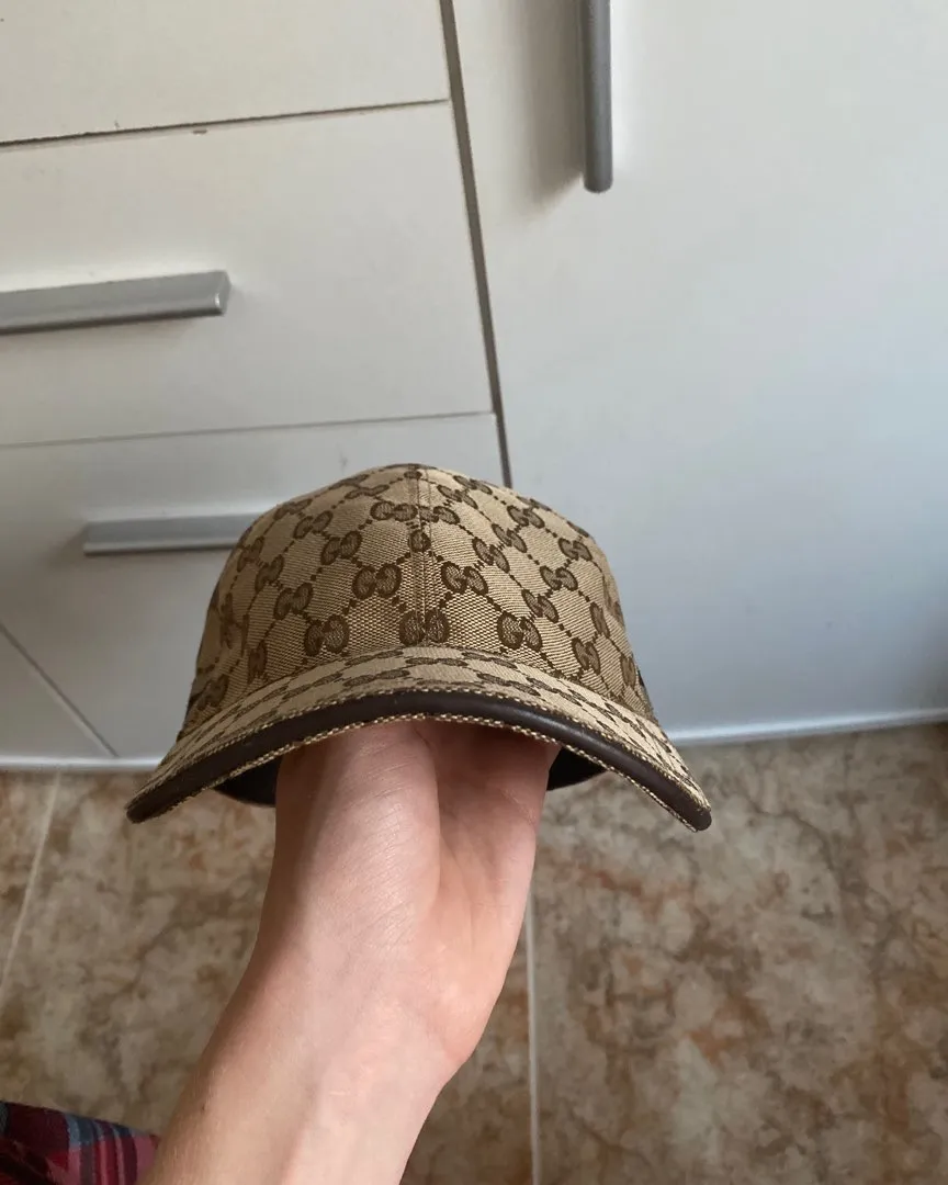 Gucci caps