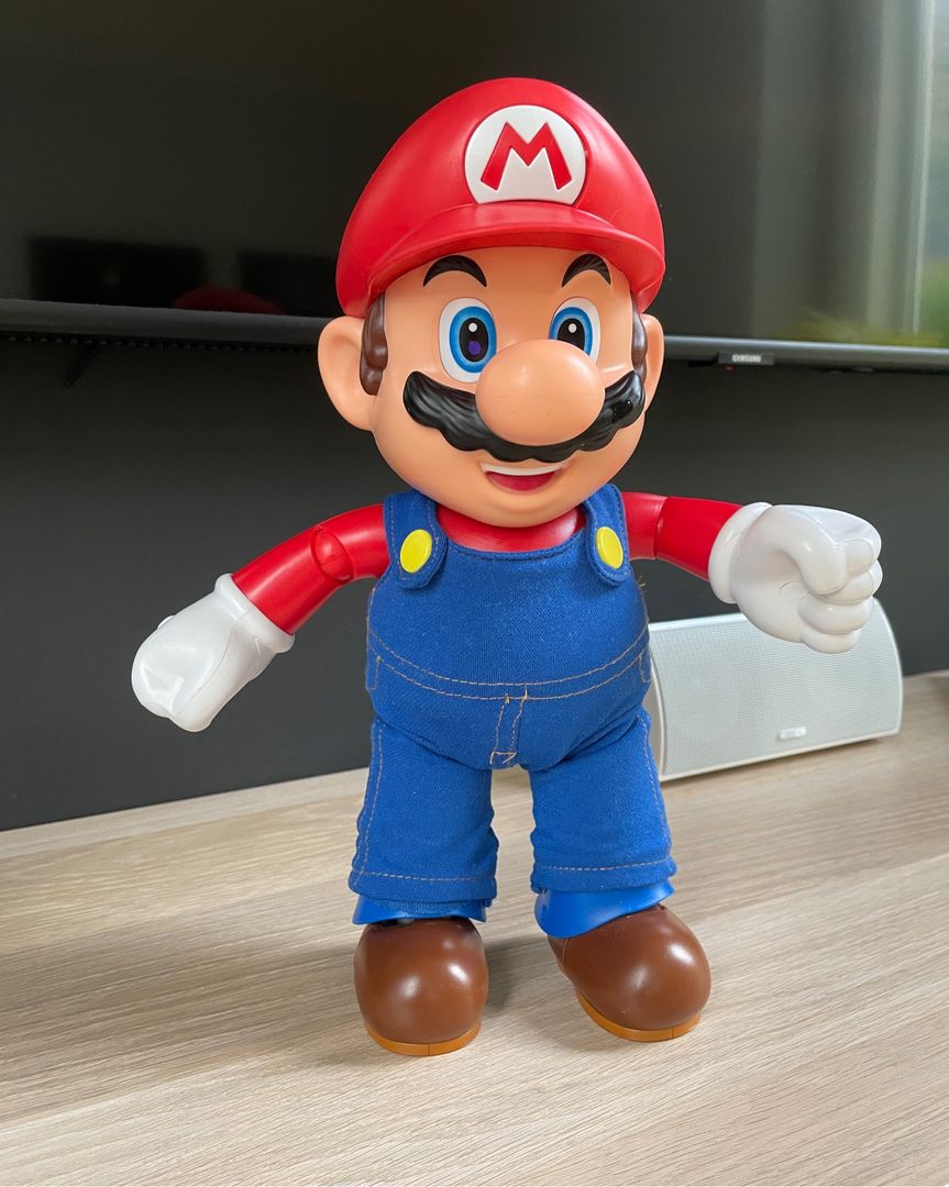 Super Mario