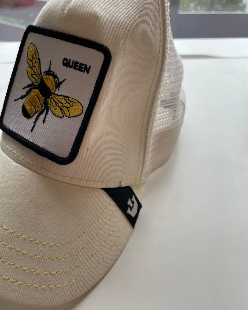 Goorin caps 🐝👑