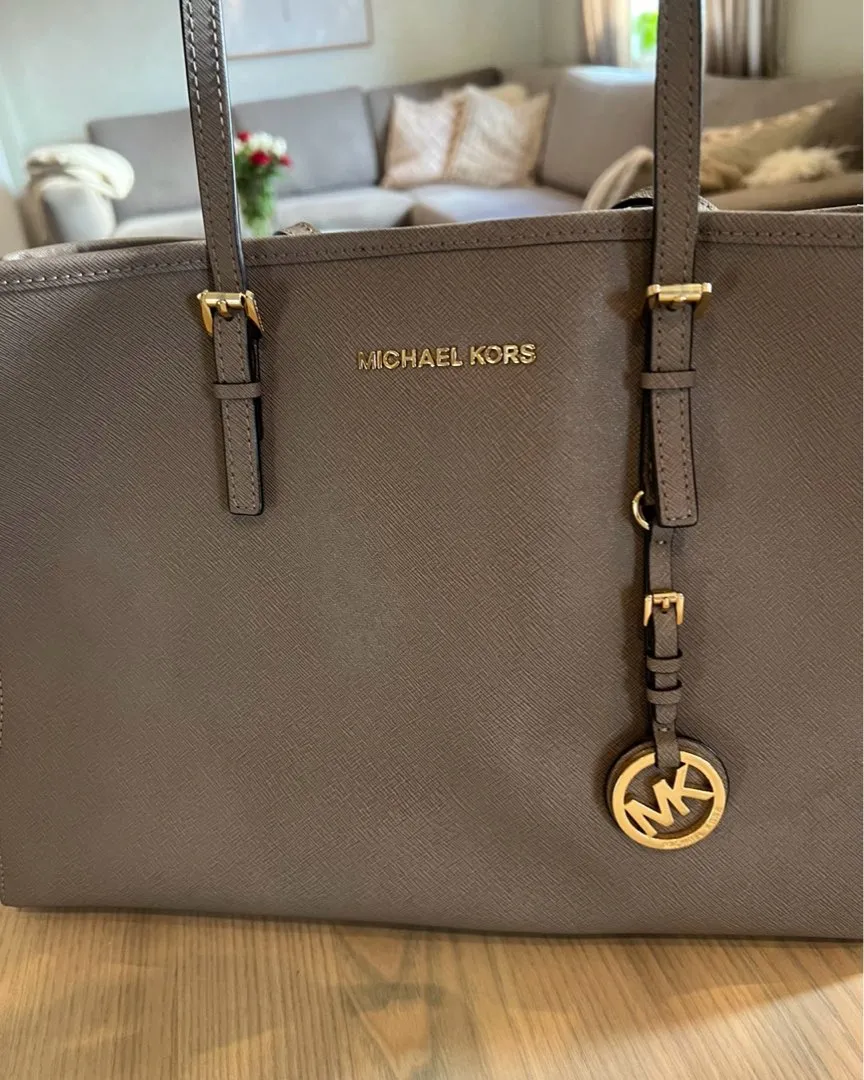 Michael Kors veske