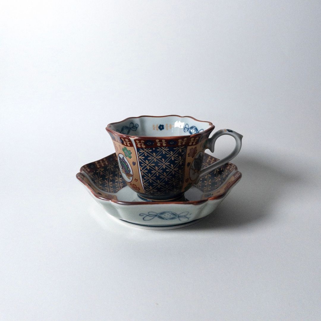 Tea cup & saucer