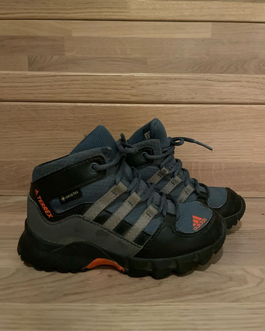 Fjellsko Adidas