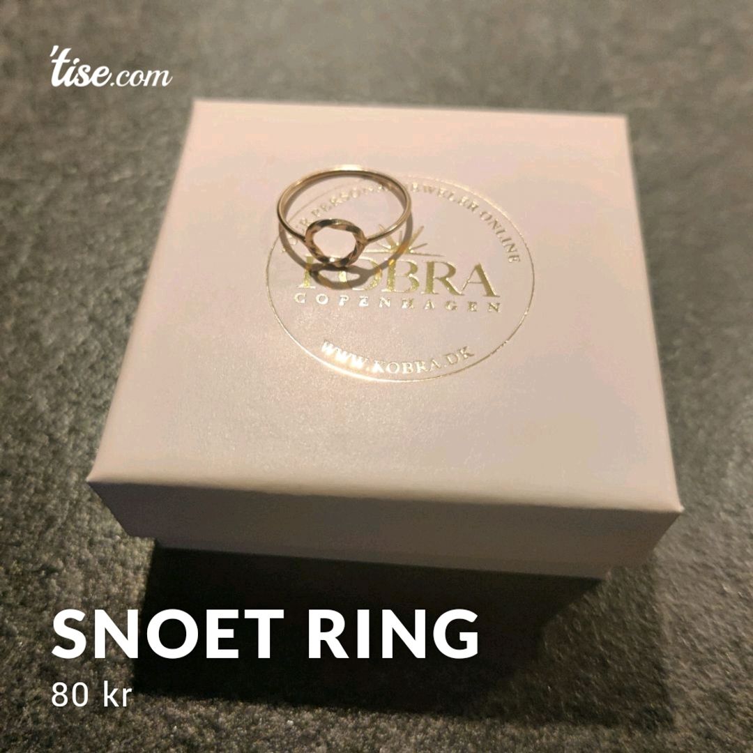 Snoet Ring