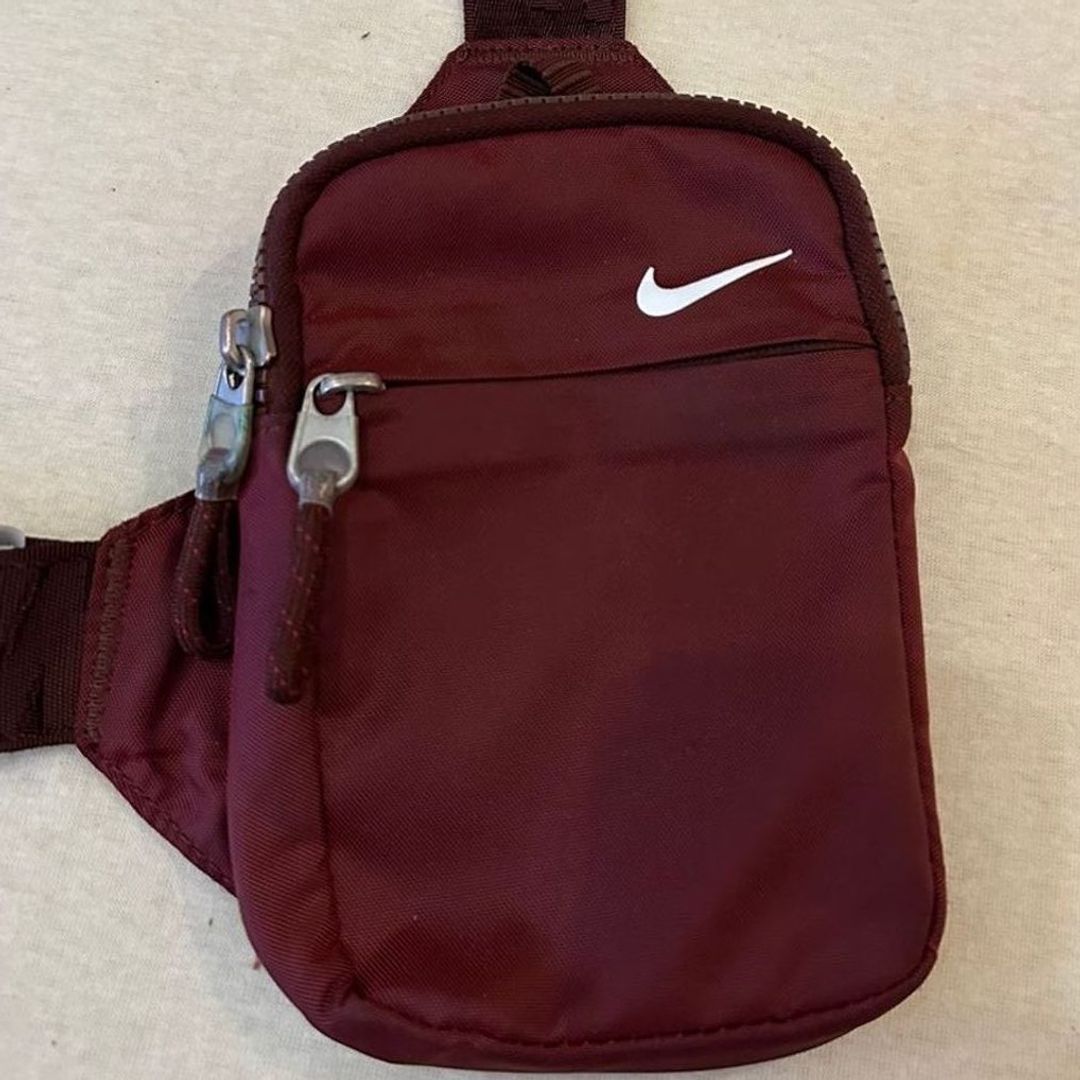 nike sidebag