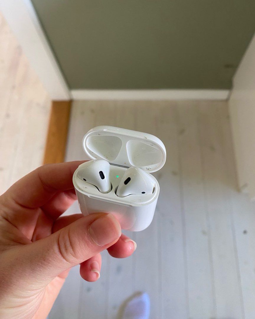 Airpods 2