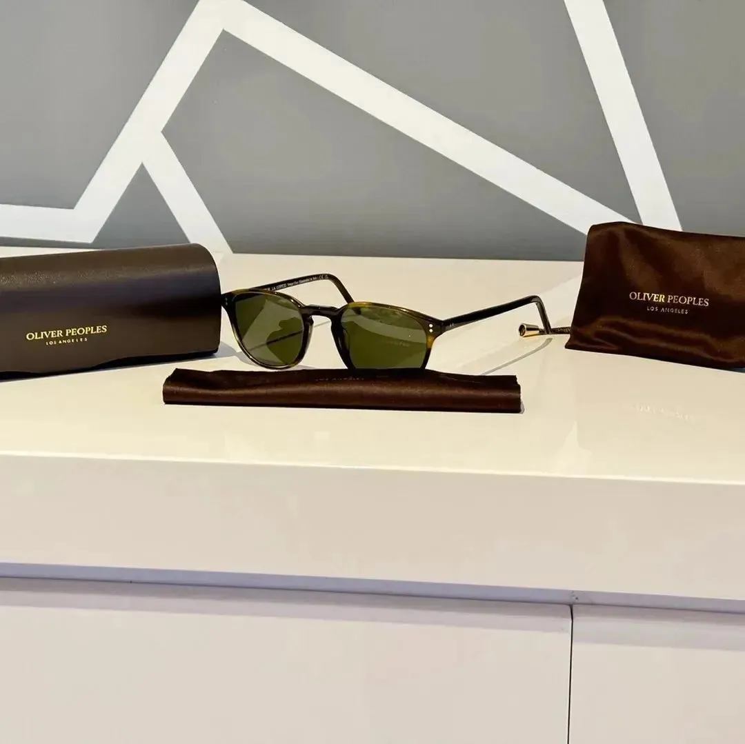 Oliver Peoples