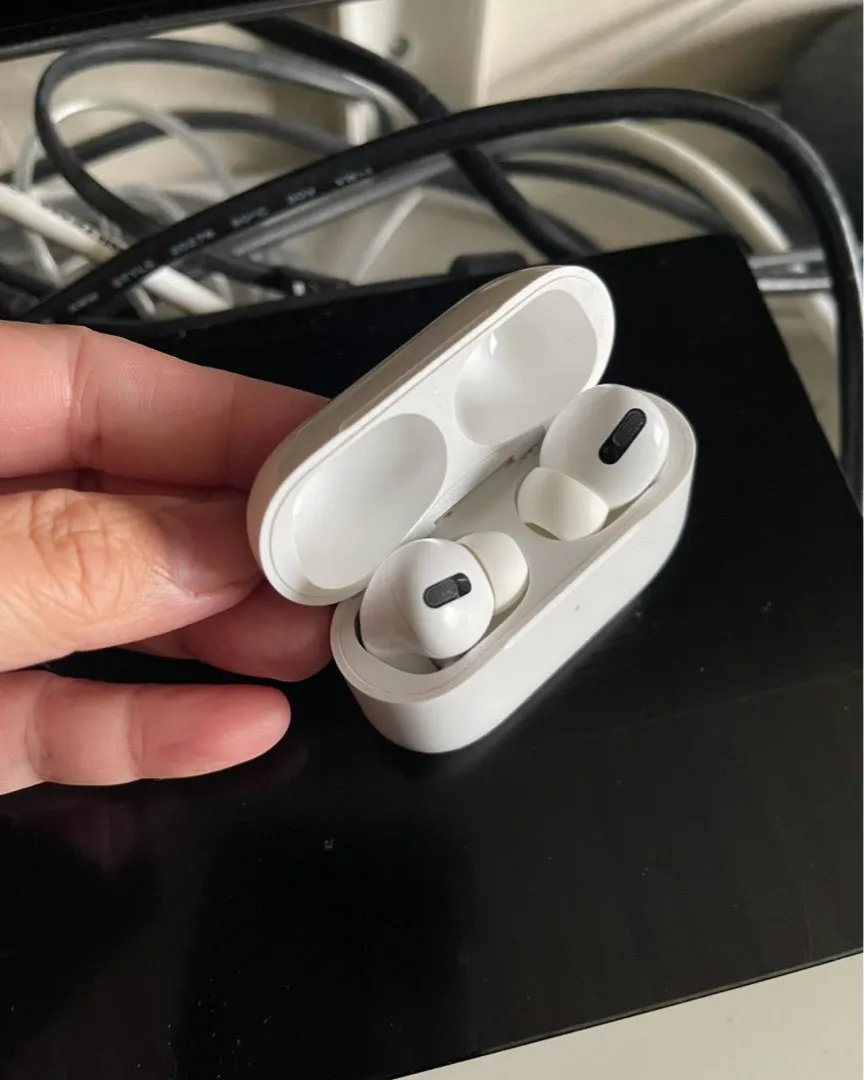 airpods pro