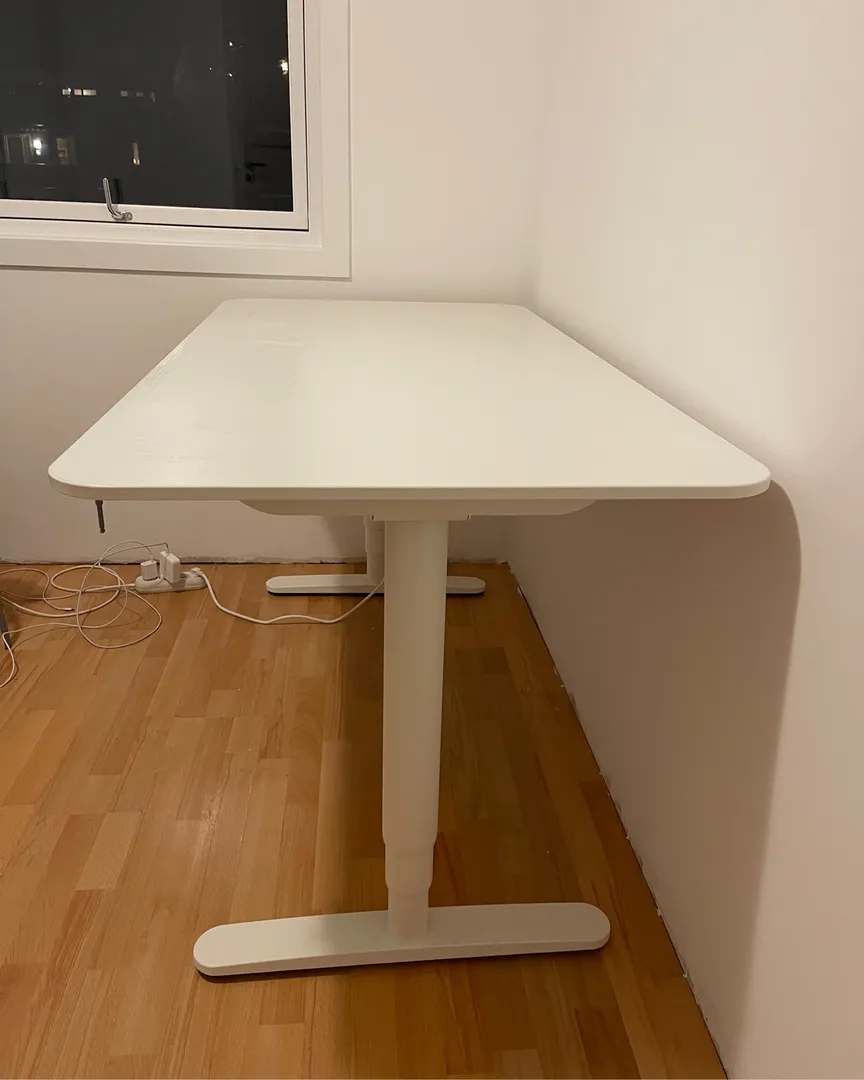 IKEA Bekant hev/senk