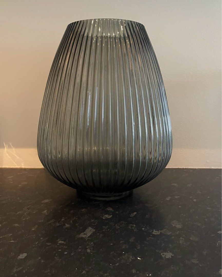 Høy vase