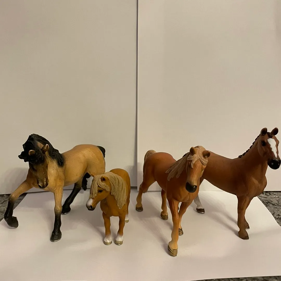 Schleich hevosia