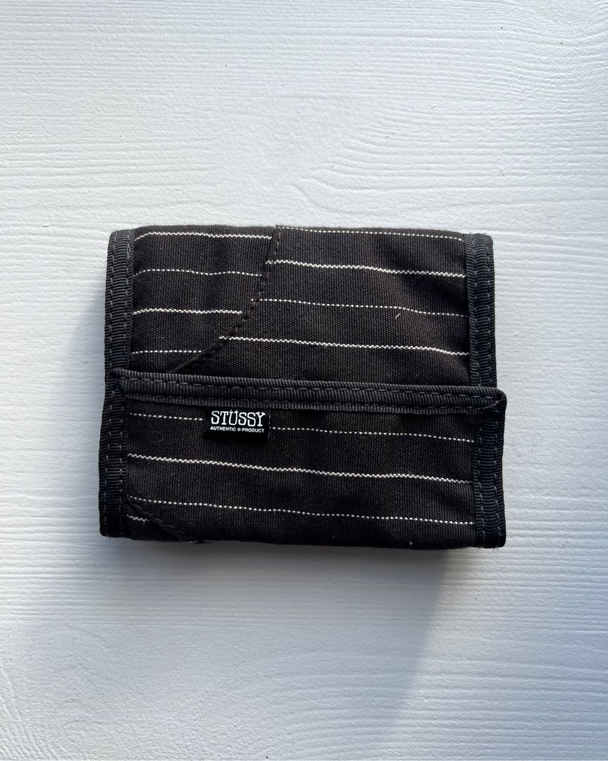 Stussy bifold pung