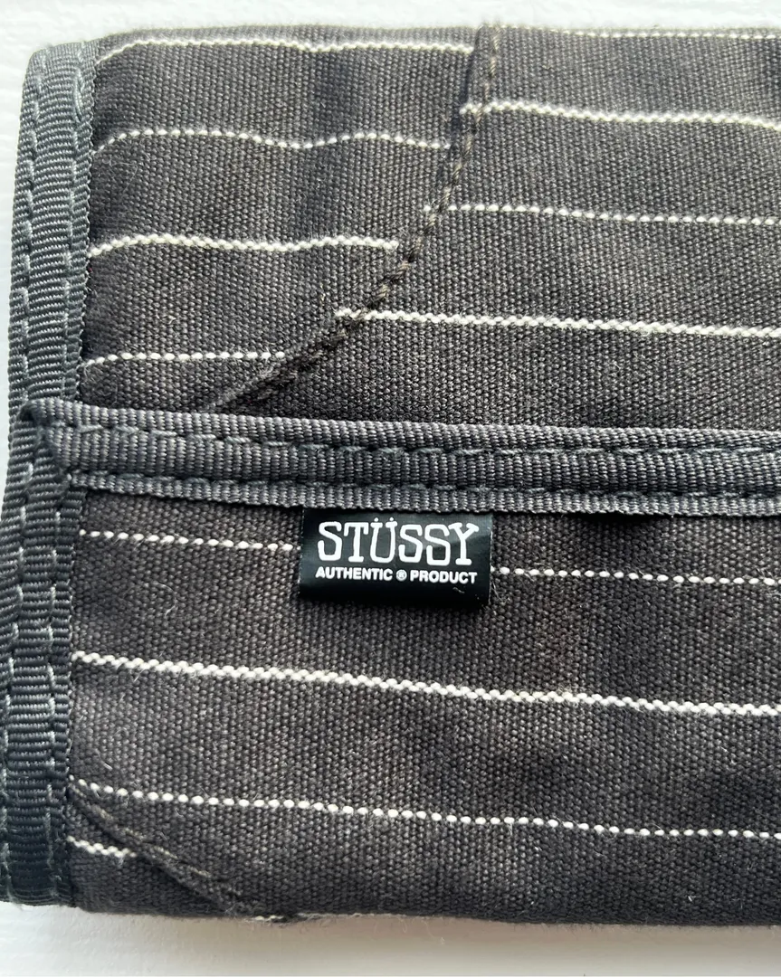 Stussy bifold pung