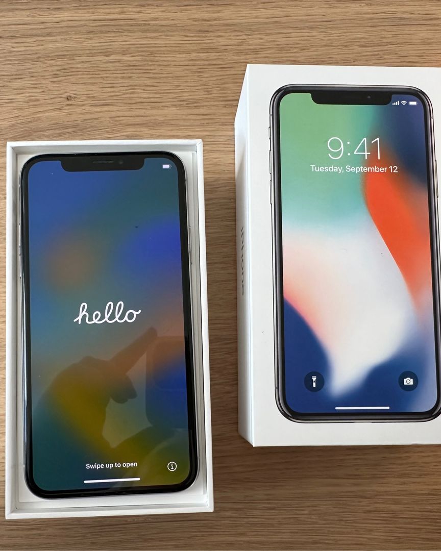 iPhone X Silver