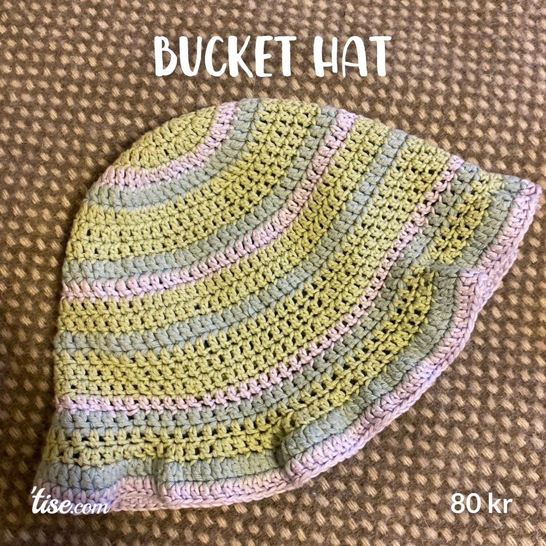 Bucket hat