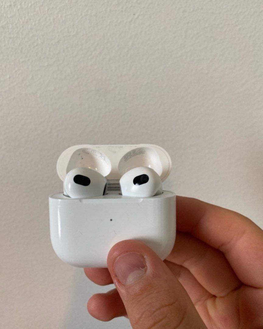 Airpods Gen 3