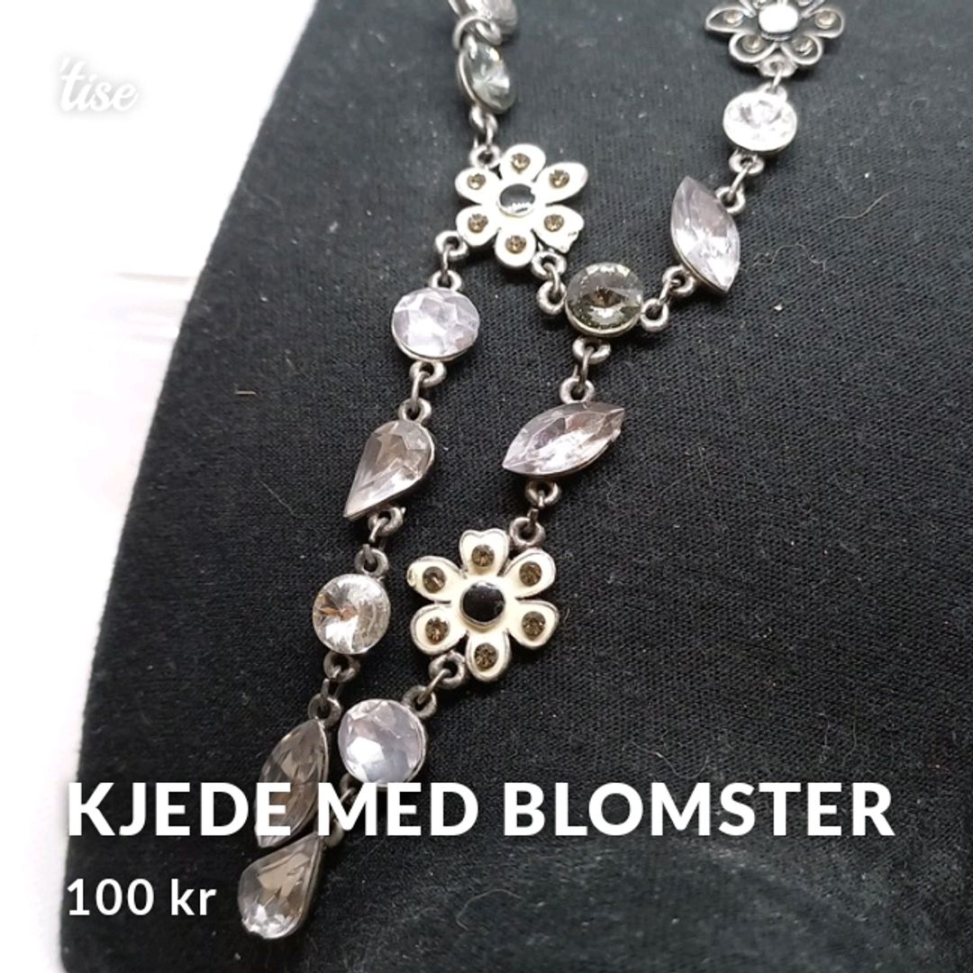 Kjede Med Blomster