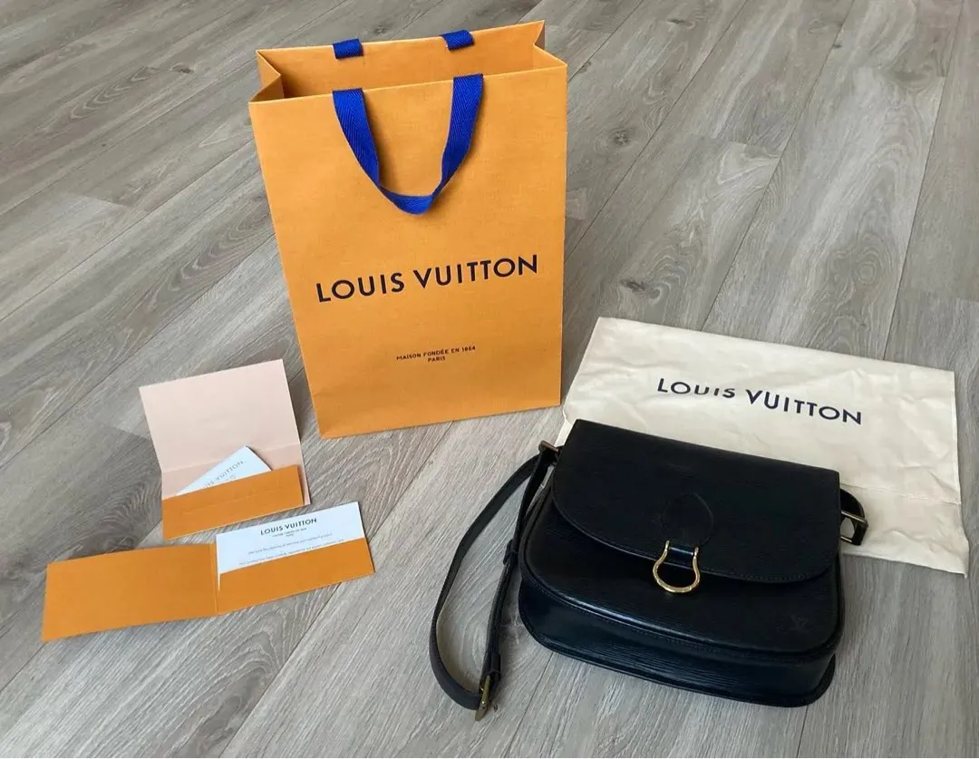 LOUIS VUITTON