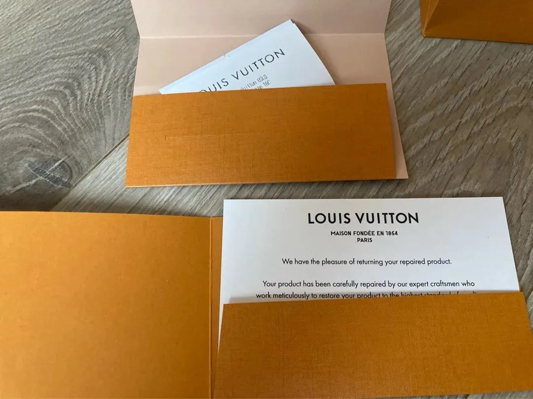 LOUIS VUITTON