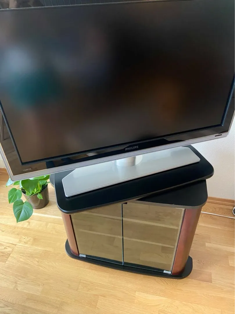 Tv-bord