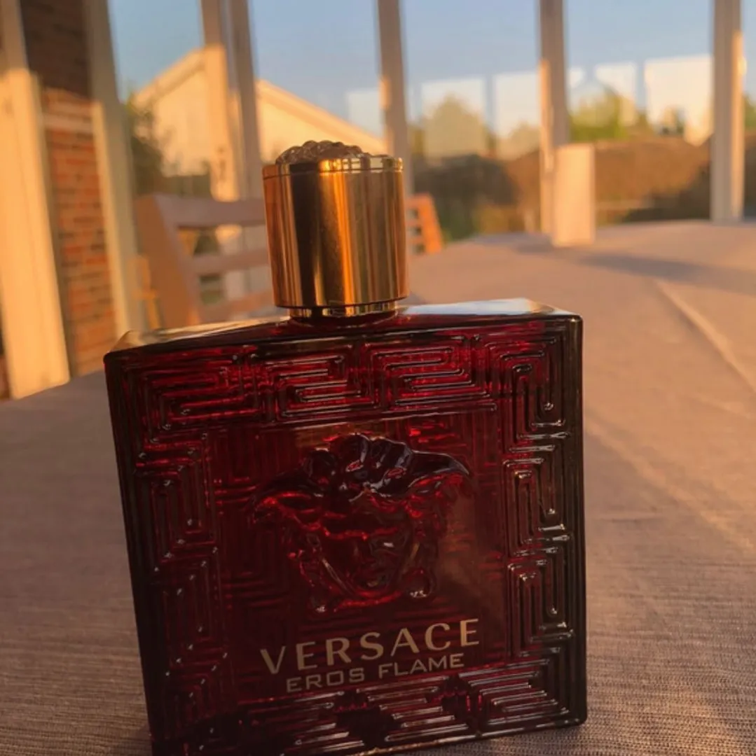 Versace parfume