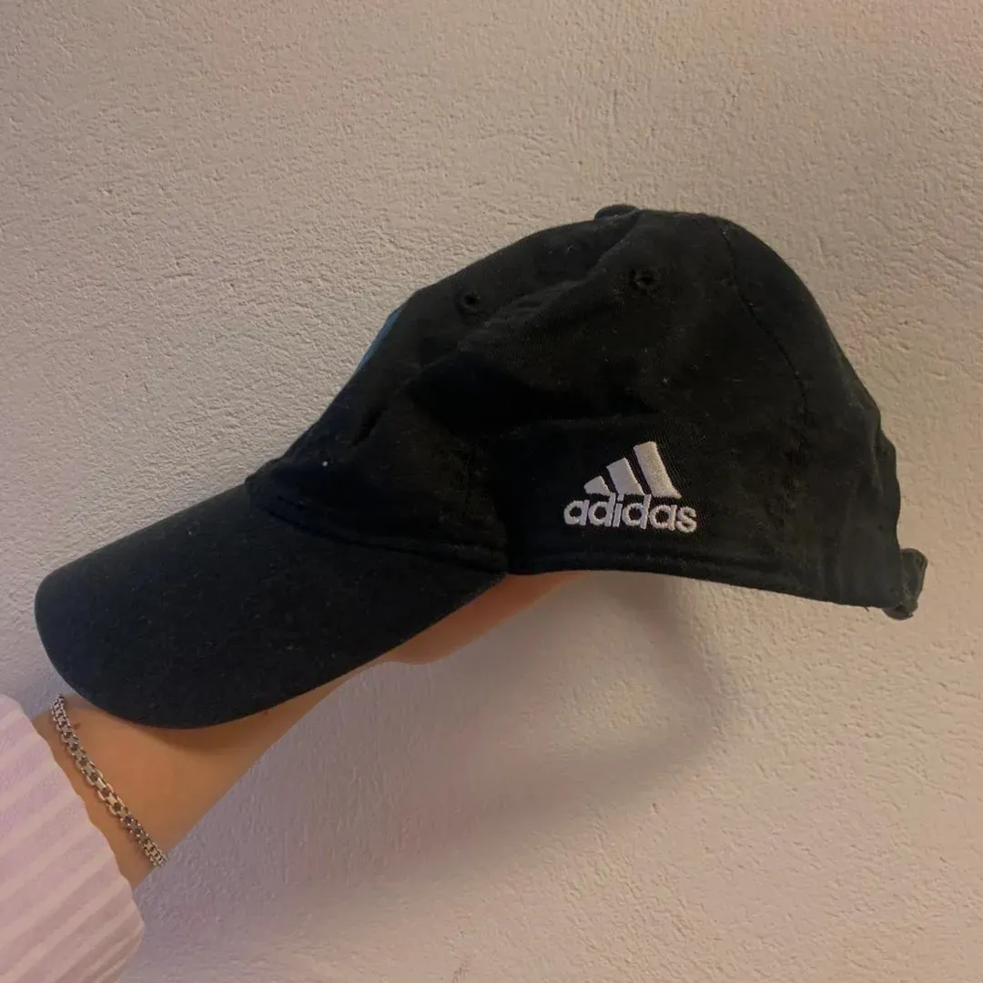 Adidas caps