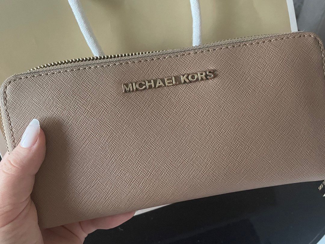 MICHAEL KORS