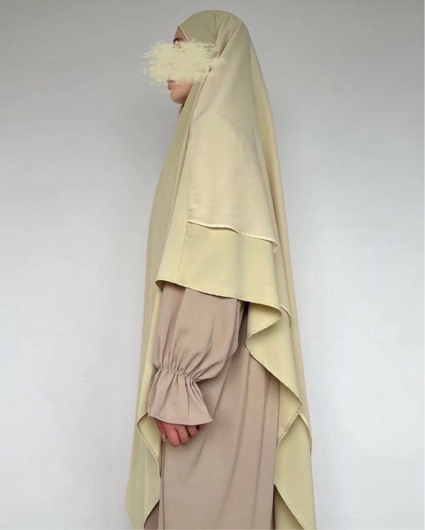 Beige khimar