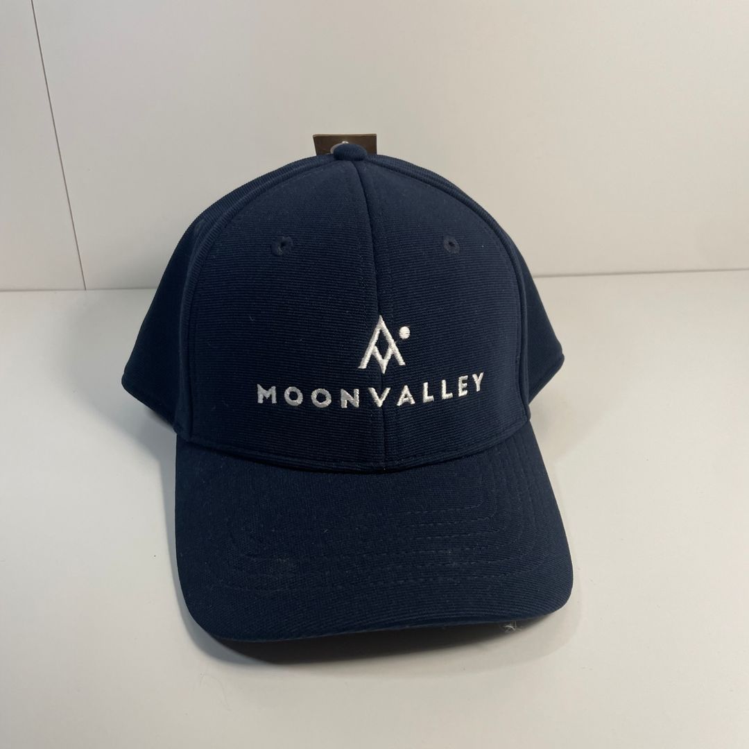 Moonvalley cap