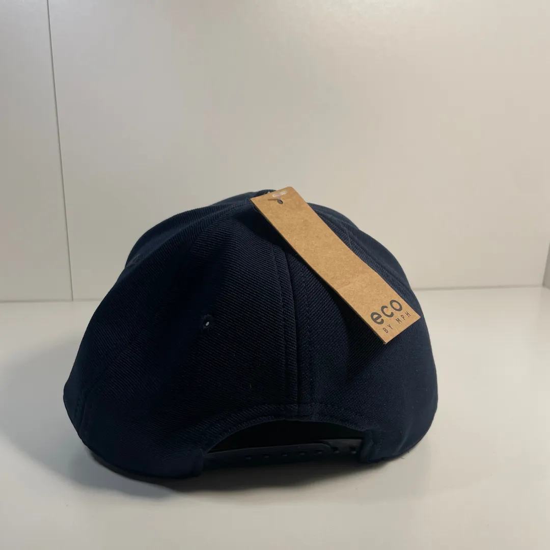 Moonvalley cap