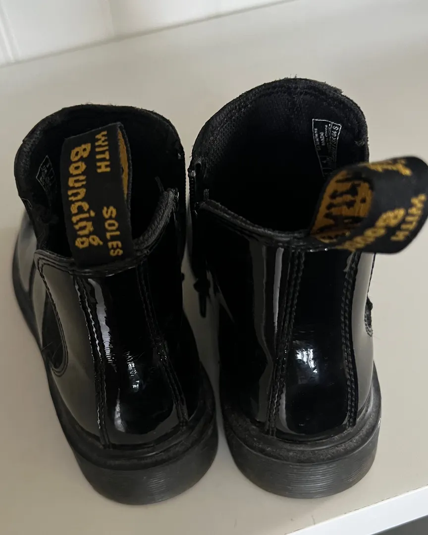 Dr.Martens boots