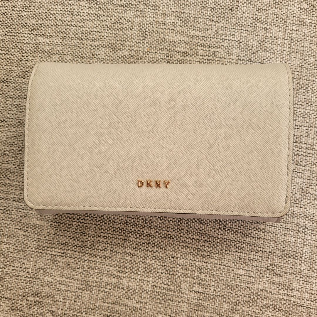 DKNY Lompakko