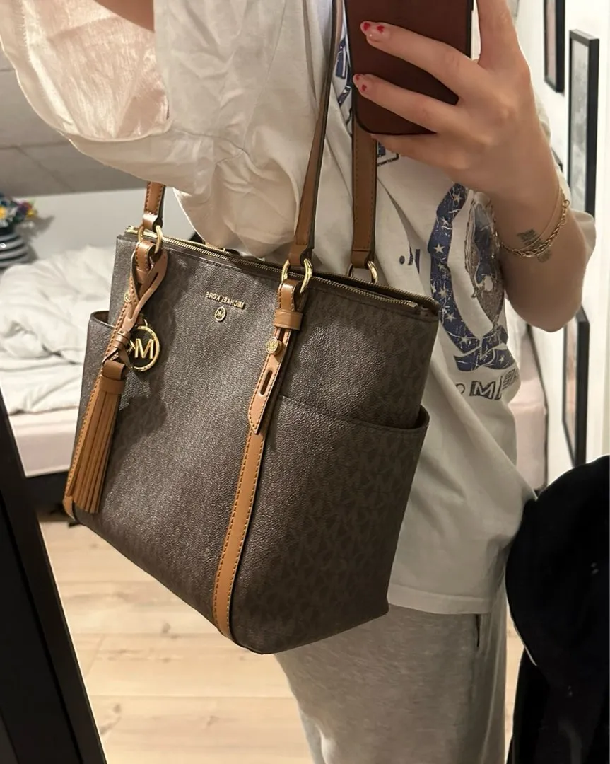 Michael Kors taske