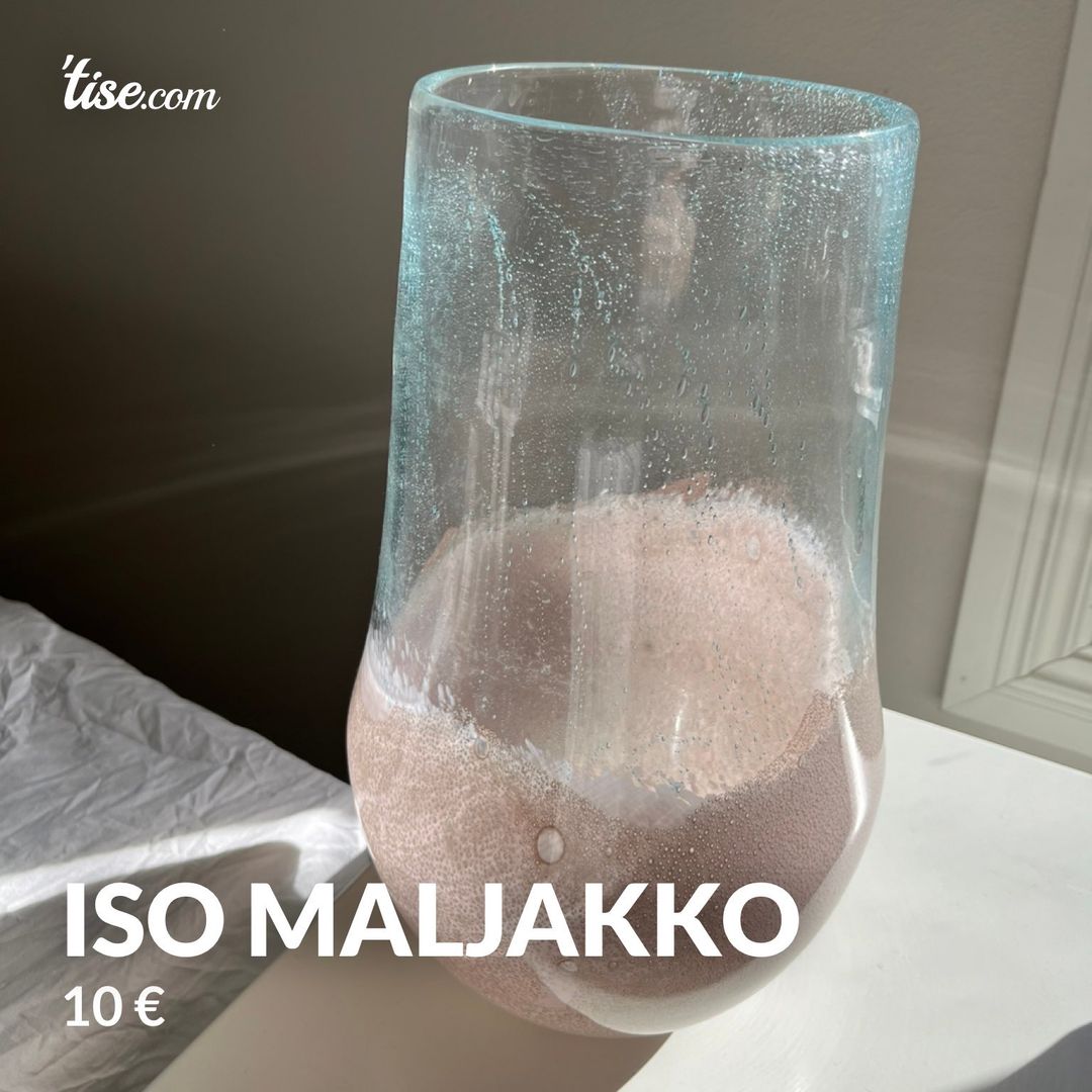 Iso maljakko