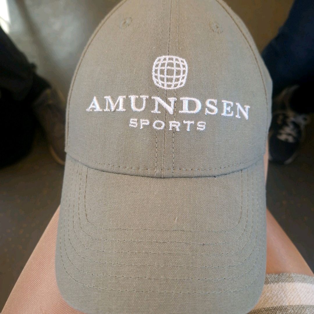 Amundsen Caps