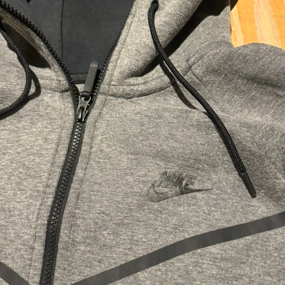 nike tech fleece