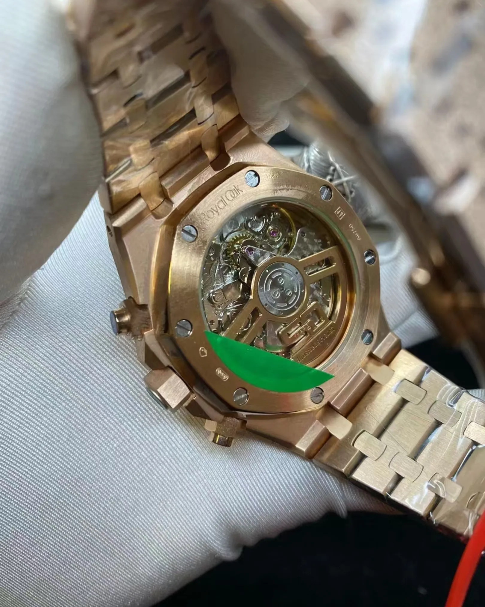 AP Royal Oak Rose Go