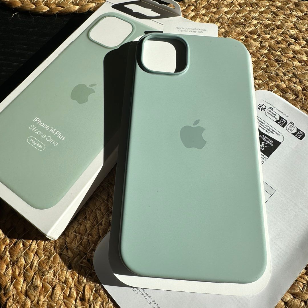 Iphone 14 plus cover