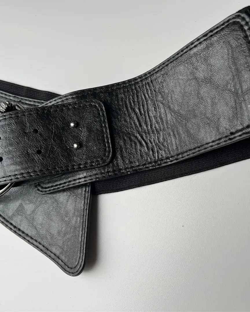 Black waist belt