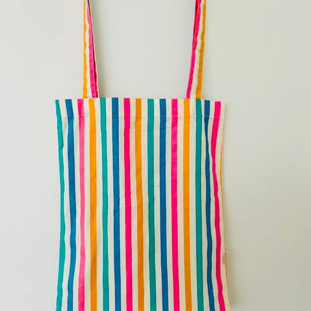 Tote bag