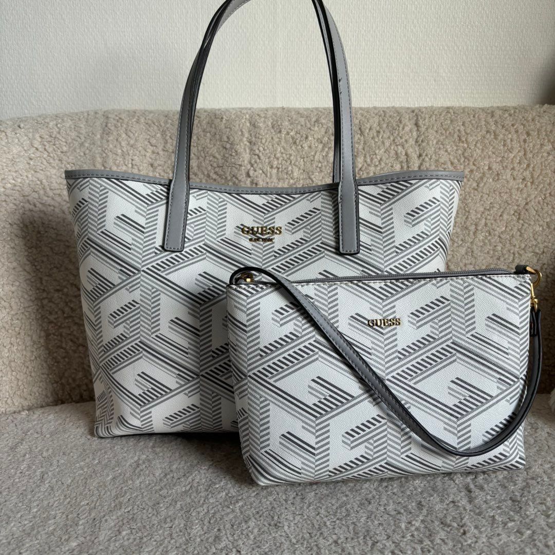 Guess tote bag