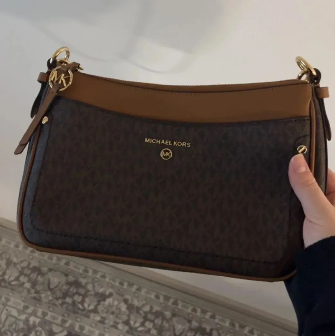 Michael Kors laukku