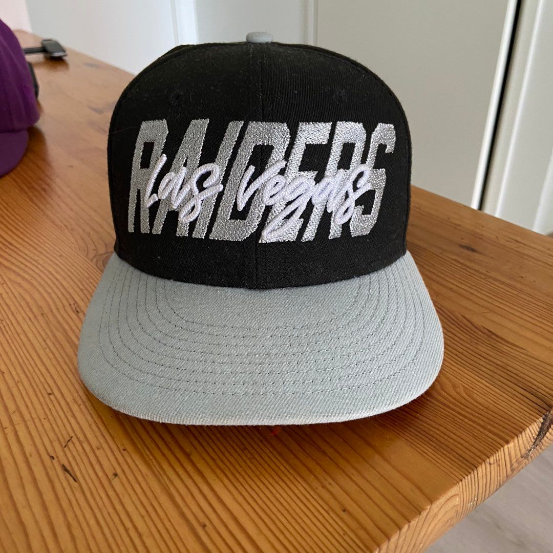 Fitted raiders